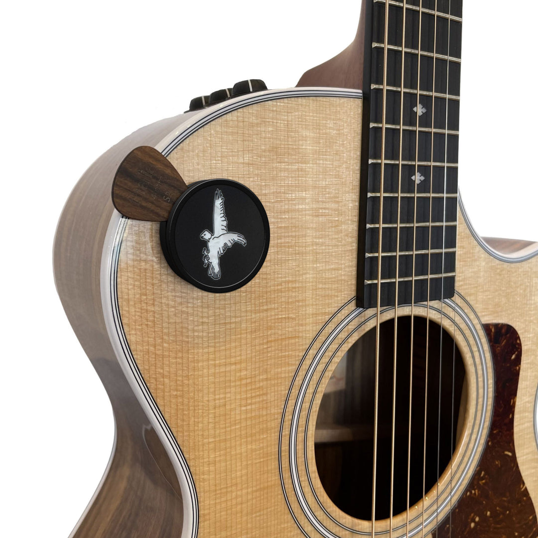 Gretsch Falcon| Officially Licensed Pick Puck 2.0