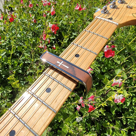 Pearl Cross | Deluxe Capo