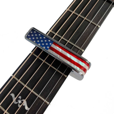 Thalia B-STOCK B-STOCK Capo | Deluxe Black Chrome / Stars & Stripes