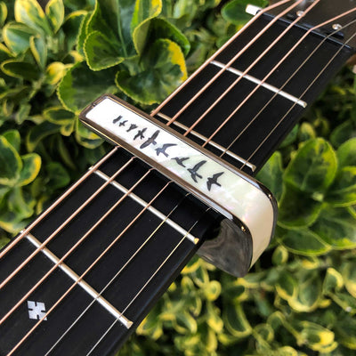 Thalia Capo Birds on Pearl | Deluxe Capo